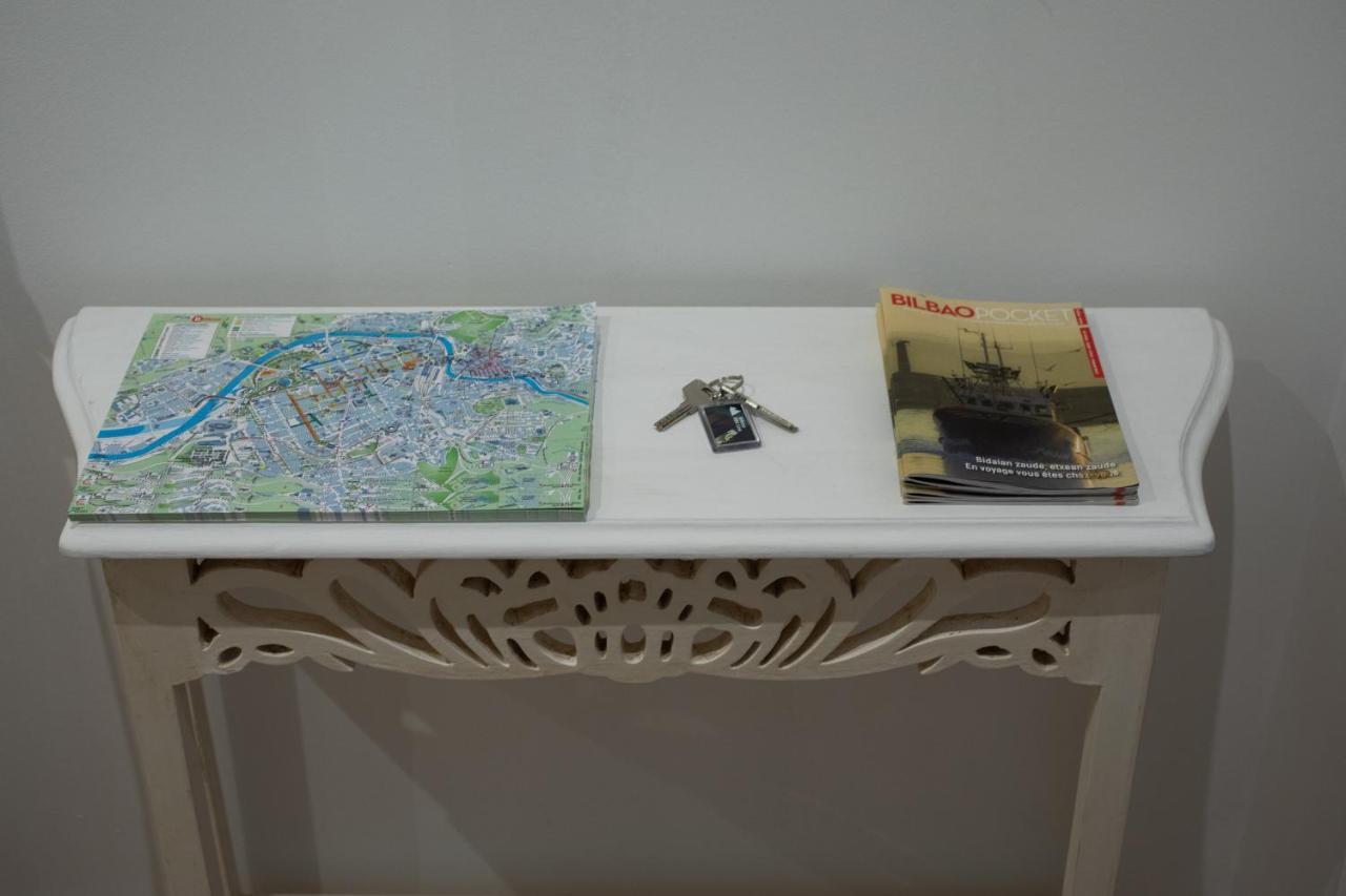 Acogedor Apartamento En El Centro Del Casco Viejo Appartement Bilbao Buitenkant foto