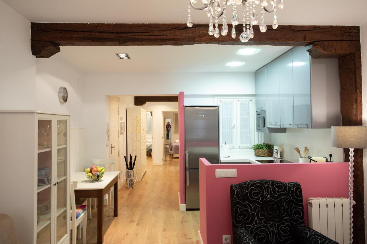 Acogedor Apartamento En El Centro Del Casco Viejo Appartement Bilbao Buitenkant foto