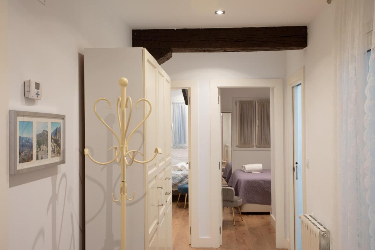 Acogedor Apartamento En El Centro Del Casco Viejo Appartement Bilbao Buitenkant foto